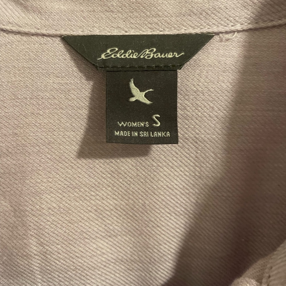 Sz small, thick work shirt. Very soft. Never worn.